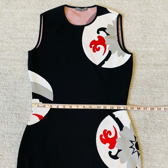 Alexander McQueen Floral Intarsia Dress - Picture 7 of 10